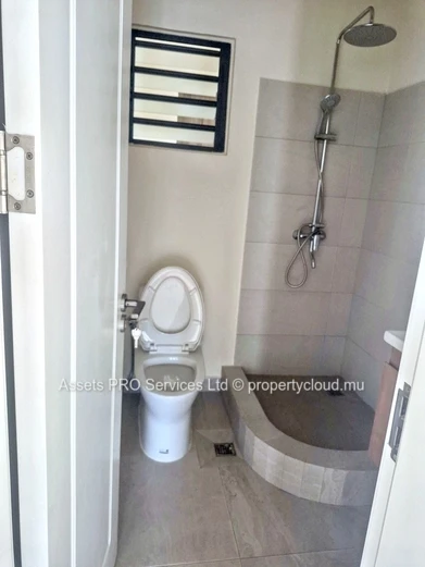 3 bedrooms on 8th floor