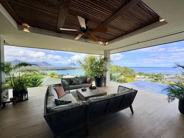 4 Bedroom Villa