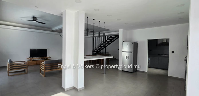 Elegant Fully Furnished 4-Bedroom Villa in the Heart of Pereybere