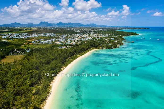 Villa contemporaine de 3 chambres avec vaste jardin paysager et piscine privée au cœur du Nord de l'Île Maurice