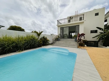 4 Bedroom Villa