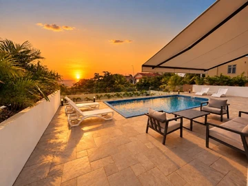 4 Bedroom Villa