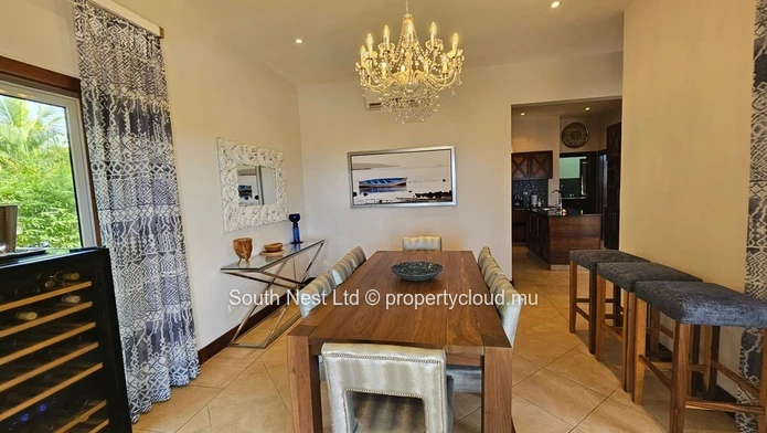 Villa de luxe de 5 chambres avec vue sur la mer 