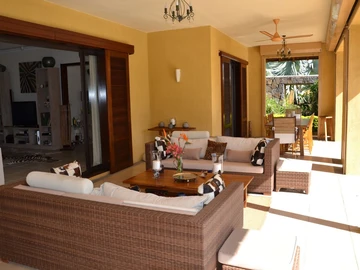 4 Bedroom Villa