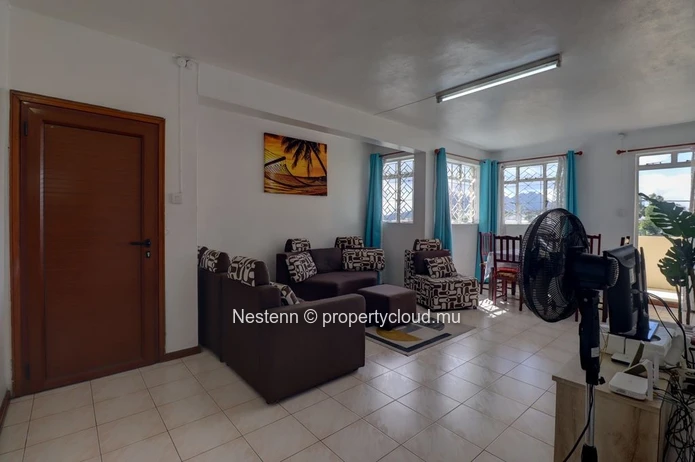 Furnished apartment with mountain views in a secure residence