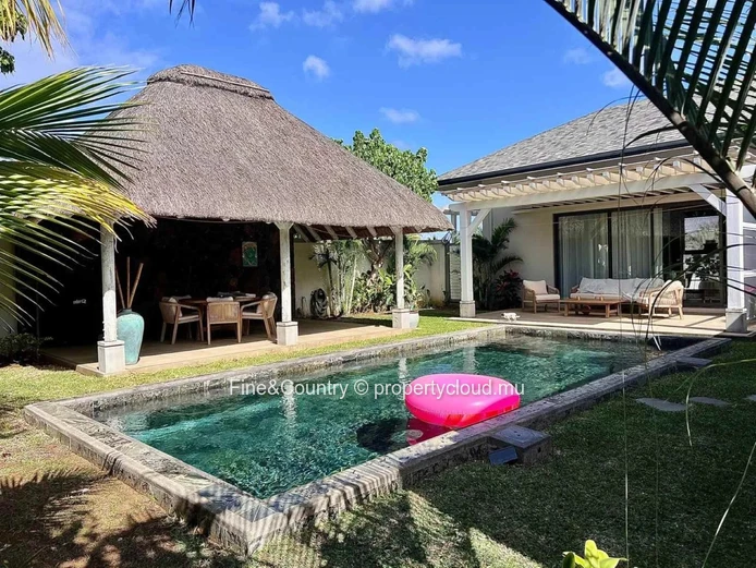 For Sale: STUNNING HOUSE IN A SECURE RESIDENCE