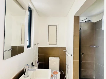 4 Bedroom Townhouse, Duplex