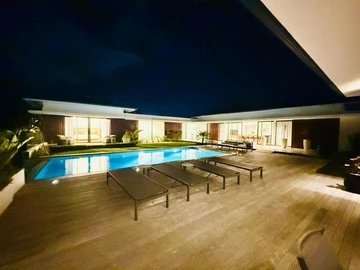 4 Bedroom Villa