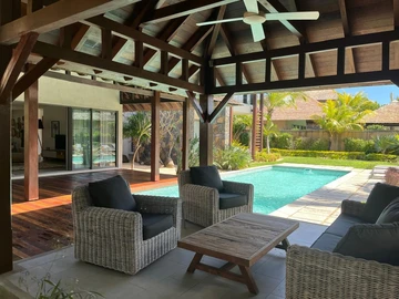 4 Bedroom Villa