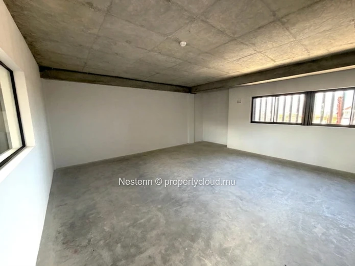 Bureau neuf & moderne de 64.67 m²