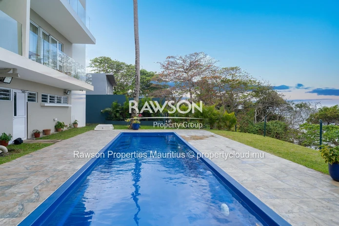 Furnished Apartment | 2 En-Suite Bedrooms | Sea View | Trou D’Eau Douce