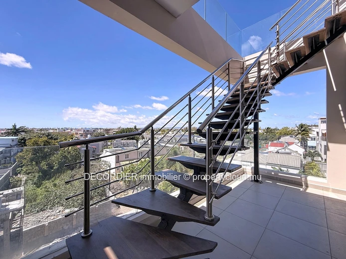 Penthouse avec vue mer à Pereybere