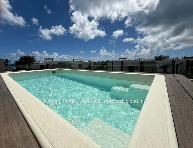Brand new penthouse with private rooftop & partial sea view in Pointe aux Canonniers – Mauritius