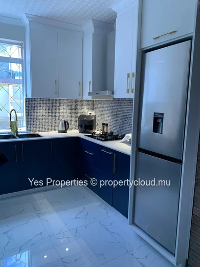 For Sale FLOREAL HOUSE - Few Mins Walk SOFLO Mall - Rs 8M! 