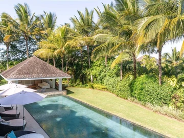6 Bedroom Villa