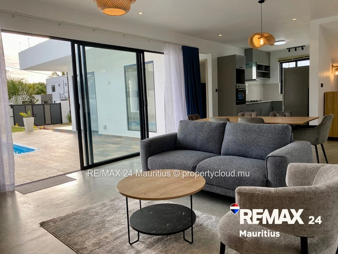 Surfer’s Paradise - New Modern Villa for Rent in La Gaulette