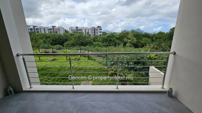 Flic en Flac Morc Green Creek Appartement récent de 3 càc 2 sdb Terrasse Parking. Piscine commune. (Mandat exclusif)
