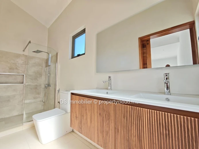 À Vendre – Villa Neuve Semi-Meublée À Cap Malheureux - Nord