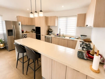 4 Bedroom Villa