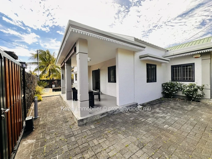 REIMAGINED CREOLE HOUSE Discover this unique property, a contemporary take on the traditional Creole house. Combining...