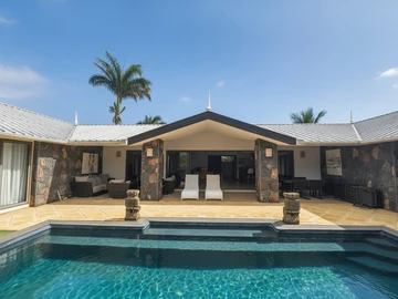 4 Bedroom Villa