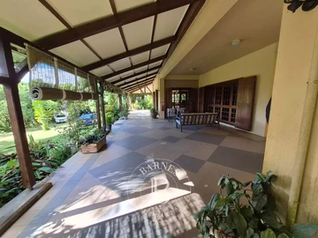 Maison de 8 Chambres