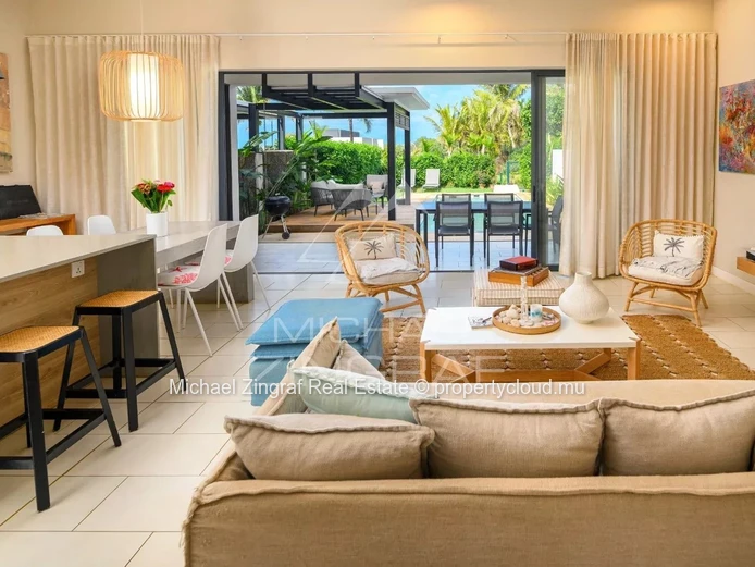 Île Maurice – Élégant Duplex de 3 Chambres avec Piscine Privée à Azuri Ocean & Golf Village