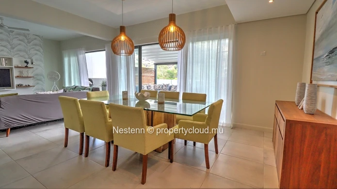 Luxury 3-bed apartment 
