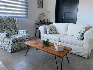5 Bedroom Apartment