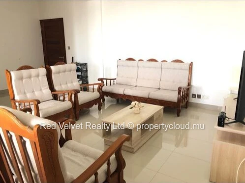 Appartement de 2 chambres à louer à Beau Bassin | Meublé | Accès par ascenseur