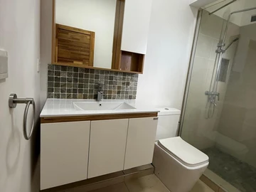 4 Bedroom Townhouse, Duplex