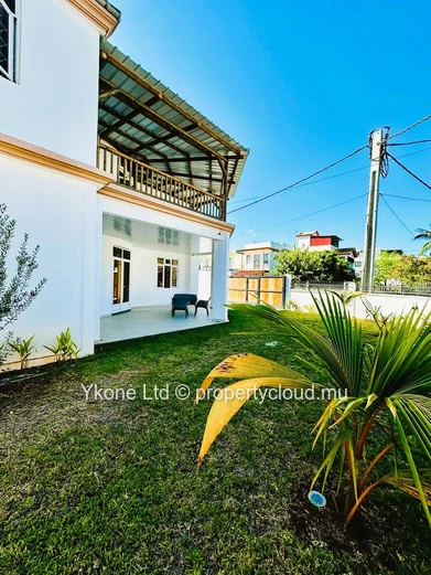 House For Sale In Flic en Flac