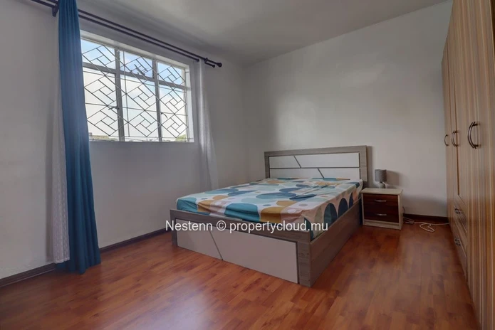 Furnished apartment with mountain views in a secure residence