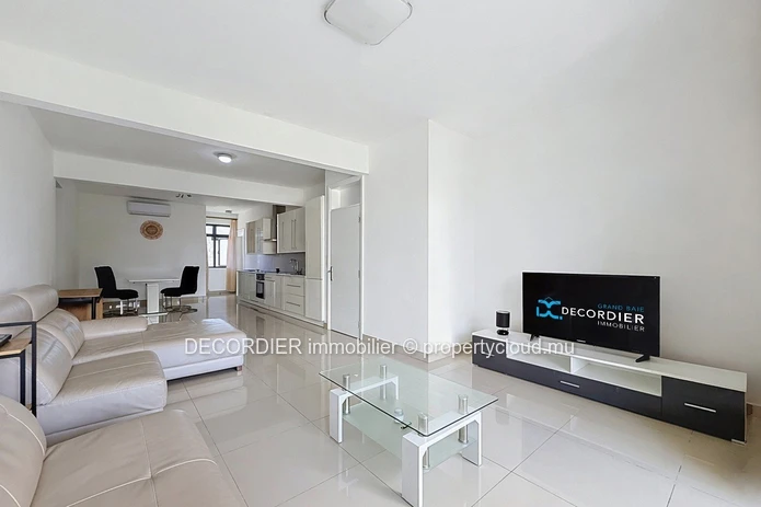 Spacious Apartment for Rent – Pereybère