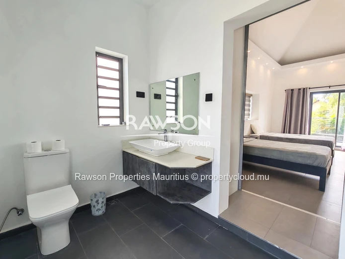 4 Bedroom Villa | Private Pool | Secure Residence | Pereybere
