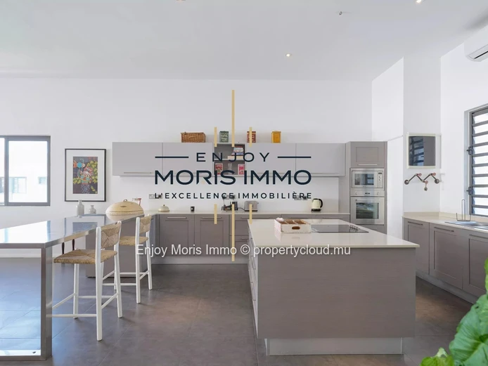 Penthouse d’exception VUE MER et pieds dans l'eau