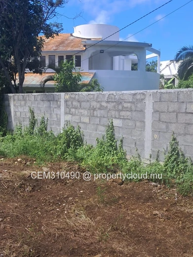 Villa avec Terrain à Vendre – Blue Bay 14 Perches