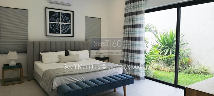 Grand Baie Gem: Stylish Villas with Private Pool