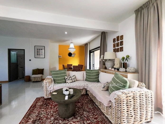 Stunning contemporary 3-bedroom villa in Pereybère – Long-term rental