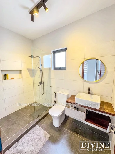 Luxury House for Rent at Sodnac