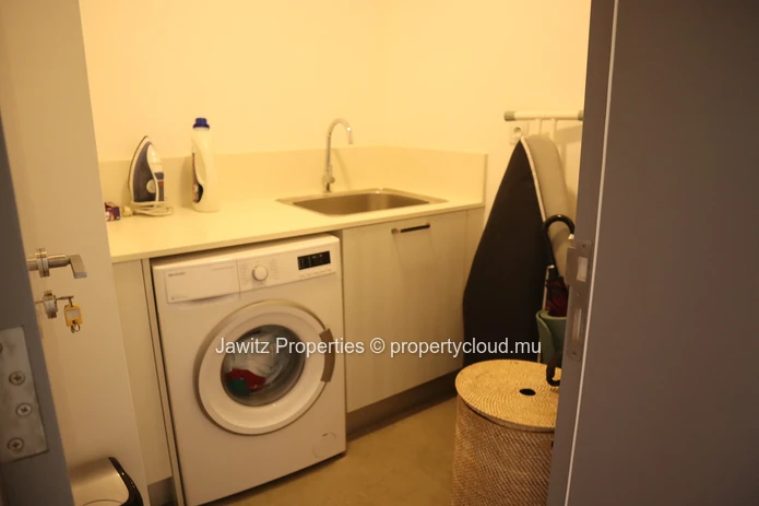 Effortless Island Living: Sea View 3 Bedroom Apartment