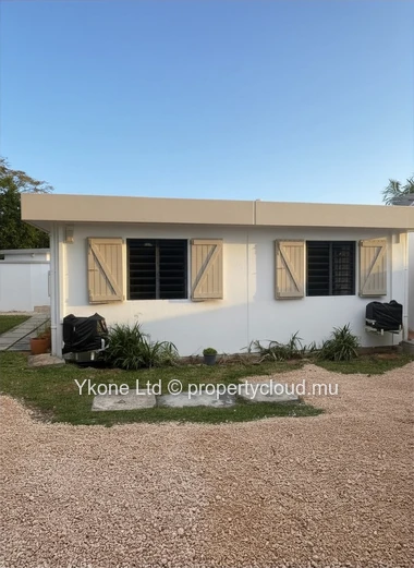 House For Rent In Tamarin