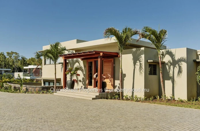 East Coast Villa with Breathtaking Views 