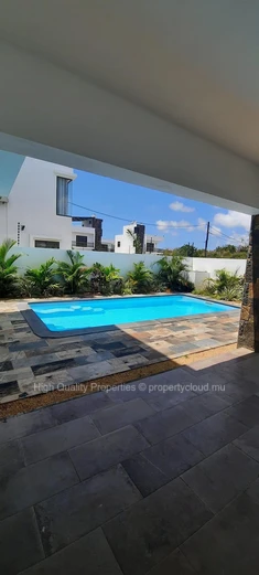 Villa moderne à vendre