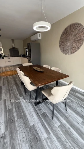Penthouse Duplex De Luxe À Louer – Ruisseau Palmyre