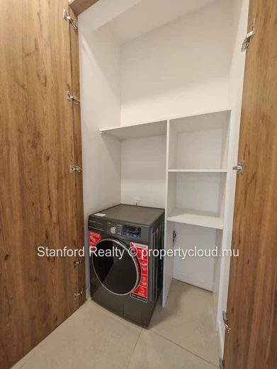 Apartment for Rent – 2 Bedrooms, Beau Plan, North (Furnished)