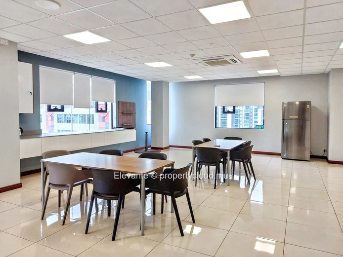 Offices for Sale in Ebène!