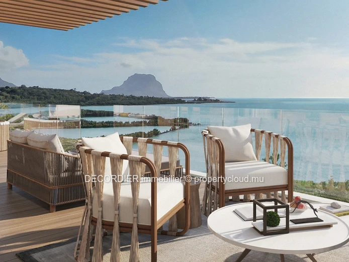 Vue mer, Penthouse de prestige, pieds dans l'eau, accessibles aux acheteurs étrangers.