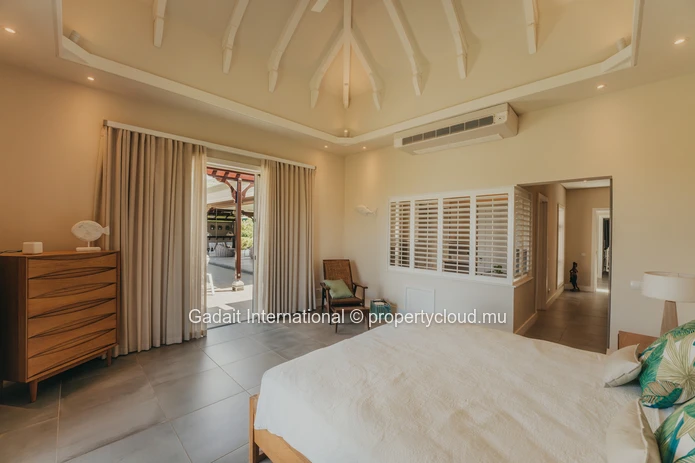 Villa de Luxe à Vendre à Bel Ombre | Heritage Villas Valriche | Vue Mer, Golf & Résidence Maurice