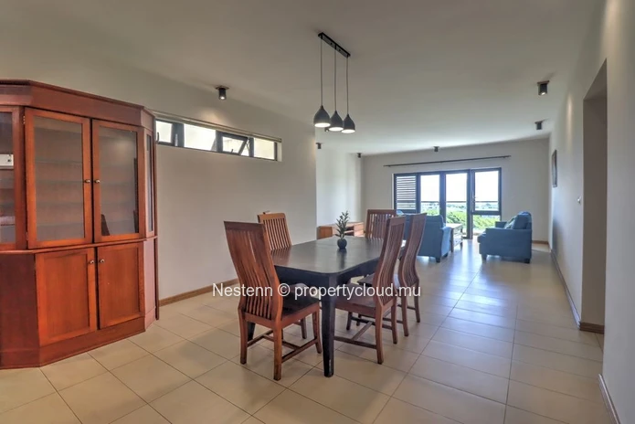 Elegant fully furnished 3-bedroom apartment with stunning views 